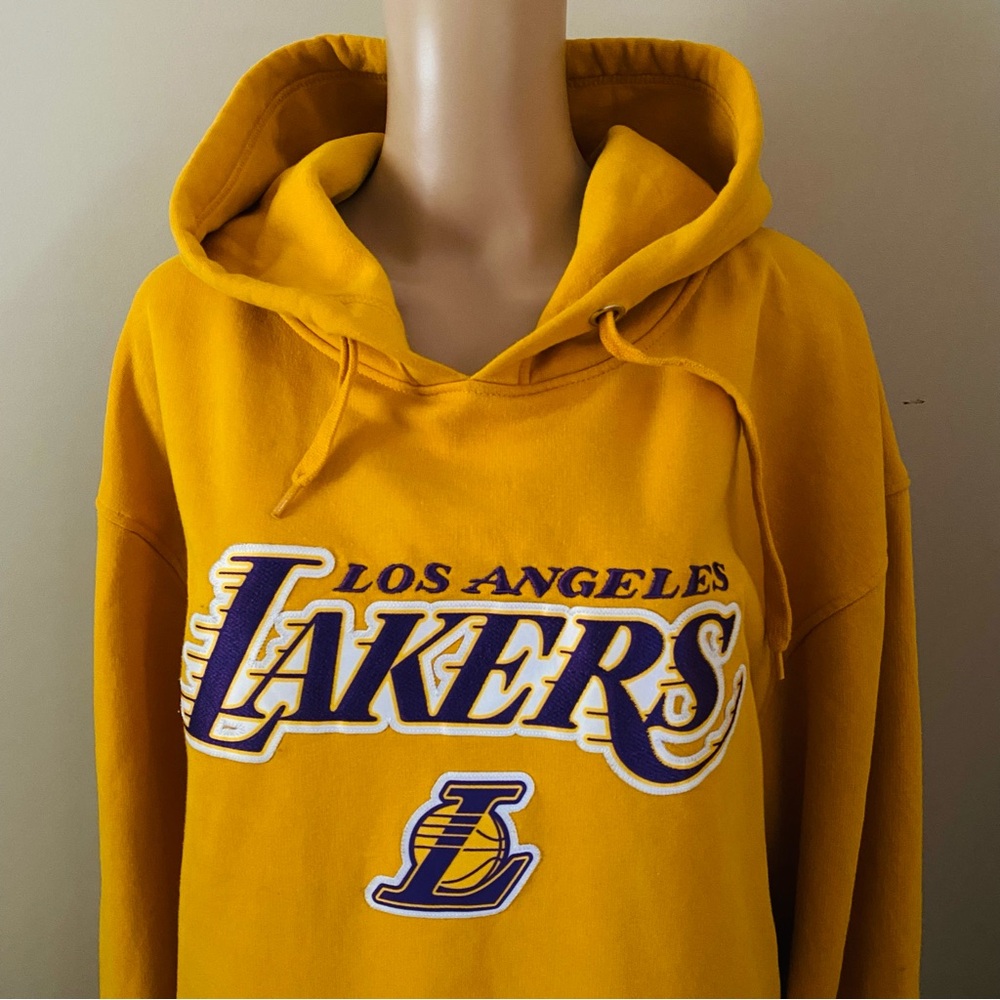 NBA Los Angeles Lakers Basketball Yellow Hoodie, men’s XXL